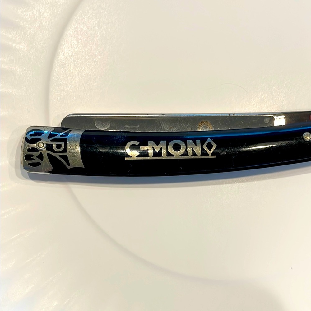 C-MON Black Straight Razor and leather strap
